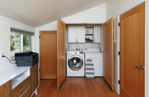 The Haven -In Town, NEWLY remodeled, Private, Stocked - Foto 16