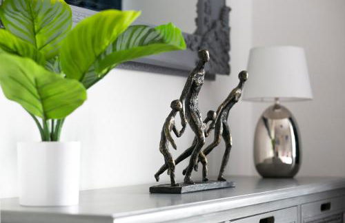 Ludlow Drive a 3 bed Contractor family Town house in melton Mowbray with Parking - Photo 17