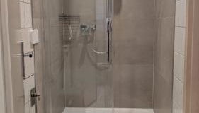 Zentrumsnahe, ruhige Souterrainwohnung AlBaggers - Foto 5, Shower