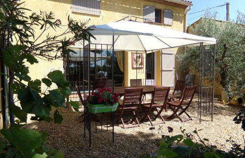 Le Mas du Ruisseau - Foto 4