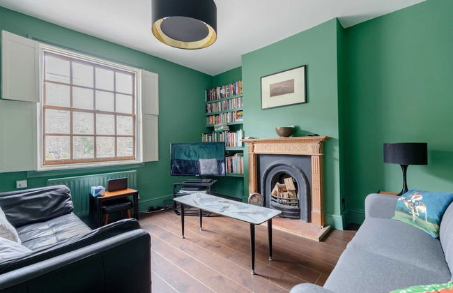 Trendy 2BD House 5 Mins From Willesden Junction! - Foto 17