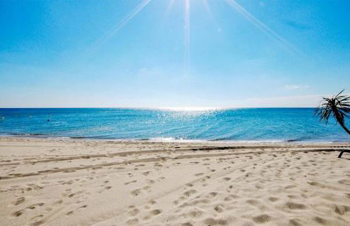 3 Bedroom Nice Home In Saint-Génis-Des-Fontai - Foto 1