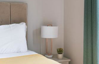 Luxurious 2 Bedroom City Centre Apartment Walking Distance to Everything Sleeps 6 - Foto 41