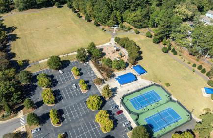 Heritage Haus - Luxe 2BR w Deck, Pets OK, Wi-fi, Near Marietta Sq - Foto 48