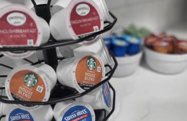 Modern Farmhouse Decor With Washer & Dryer - Foto 9