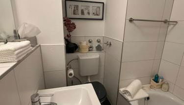 Ruhige Stadtperle mit Garten - Foto 3