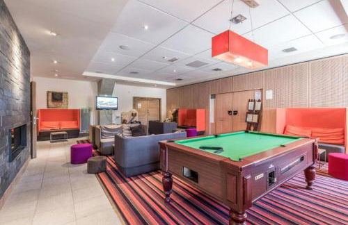 Appartement Premium à Flaine, altitude 1740 m, 8 à 10 personnes, au pied des pistes, piscine, jacuzzi, sauna, hammam et salle de sport - Foto 8