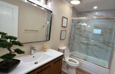 Alluring Luxury Oasis, Modern Comfort & Relaxation - Foto 20