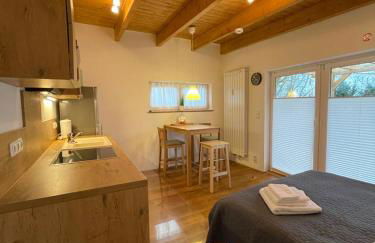 Ferienwohnung im Stadtzentrum von Bernau - Komfortable Wohnung mit 2 Zimmern, Bad, Spülmaschine, Waschmaschine, komplette Küche, WLAN, Terrasse, ruhige Lage - Foto 7