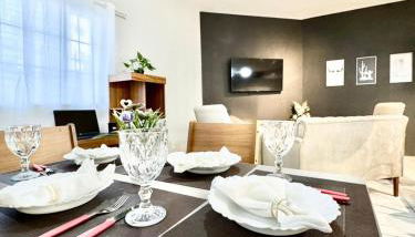 APARTAMENTO CONFORT NO CENTRO Ar cond 2 QUARTOS - Foto 2