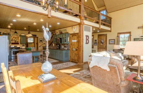 Stunning Mountainside Cabin Rental with a View Nestled in the Heart of the Colorado Rockies - Foto 15