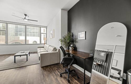 Modern Downtown Dallas City View High-Rise with Balcony, Gym, Pool, Free Parking 7th Floor - Foto 6