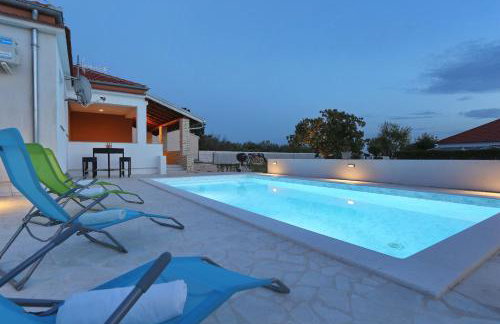 Holidayhouse Alirio with heated pool. - Foto 63