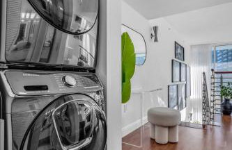 Luxury 2BD Corner Loft with Stunning Miami River View - Foto 9