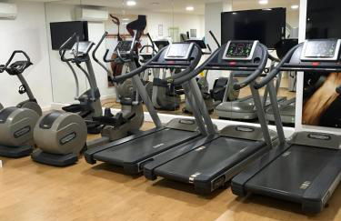 New Central Woking 1 and 2 Bedroom Apartments with Free Gym, close to Train Station - Photo 13