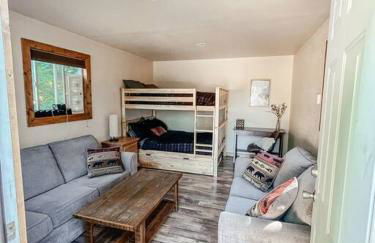 The River House- Riverfront Cabin-hot tub, gazebo! - Photo 34