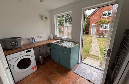 Delightful 3-bedroom Cottage, Brockenhurst - Foto 24