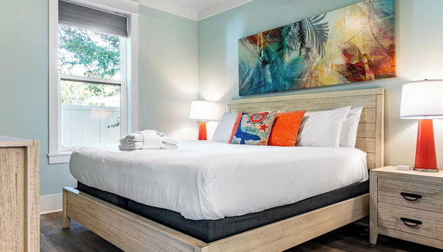 Sungazer Chateau by Avantstay Short Walk to the Beach + Pool Access - Foto 3, Habitación