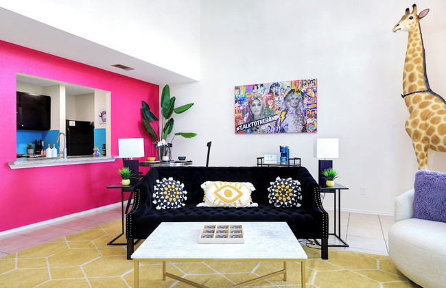 Graffiti and Glam Wonderland - Foto 30