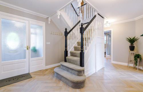 Damson House- Spacious, Modern 6 bedroom Executive House - Ideal for Work Teams or Multi-Generational Families - Foto 54