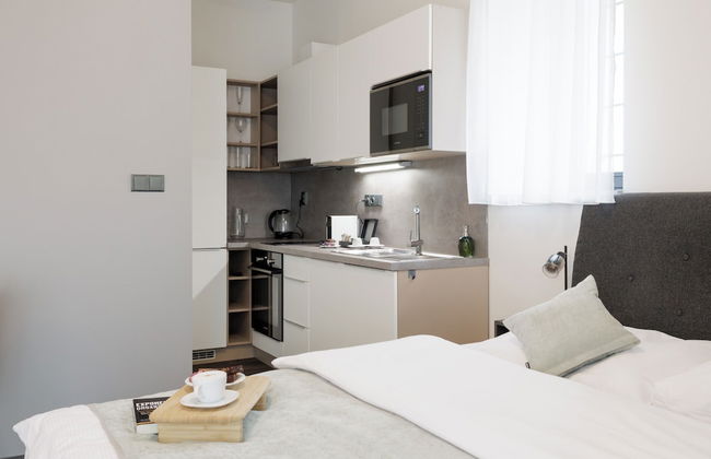 River Apartments - Photo 15