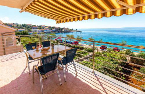 Apartments Ivan Sea View in Peaceful Lun - Photo 36