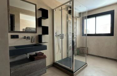 Au Coeur du Port de Hyères - Appartement au luxe discret - Garage Individuel privé - Foto 17