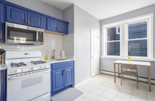 One BR near Metlife with Laundry & Parking - Foto 12