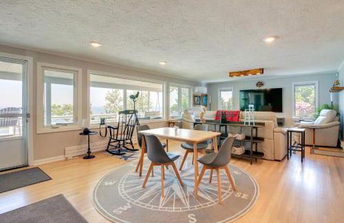 4 Mi to Downtown Plymouth! Bayfront Home with Deck - Foto 2