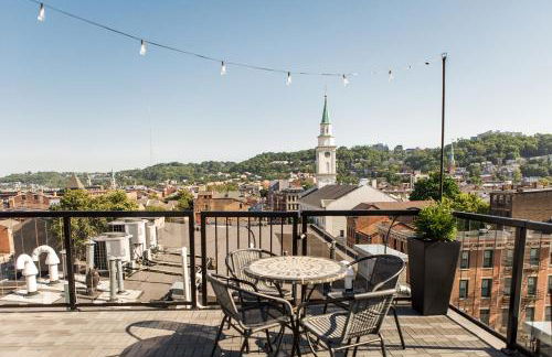The Penthouse- Heart of OTR w/Rooftop Terrace - Foto 50