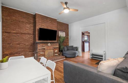 Shadyside, Pittsburgh, Modern and Accessible 2 Bedroom Unit2 with Free Parking - Foto 10