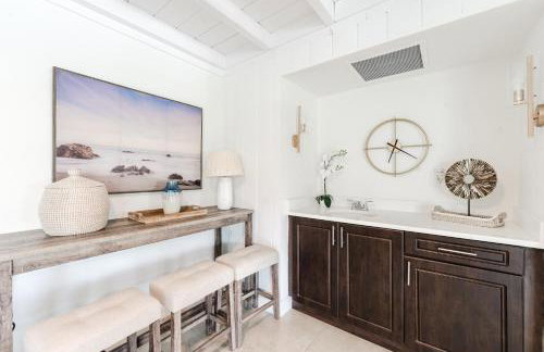 Aureum Stay Beachside Two Bedroom with Pool near Boca Beach - Foto 11