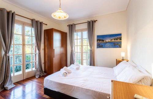 Avia's Seaside Hideaway with Lush Garden - Foto 22