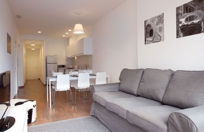 AB Montjuic - Photo 43