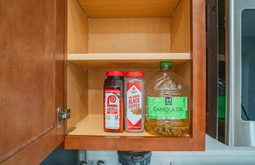 Extensive 2BD - ASU - Sloan Pk - WD - Parking - Sleeps 8 - Foto 32