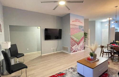 Stay at Steuben Hot Tub Remodeled Home - Foto 16