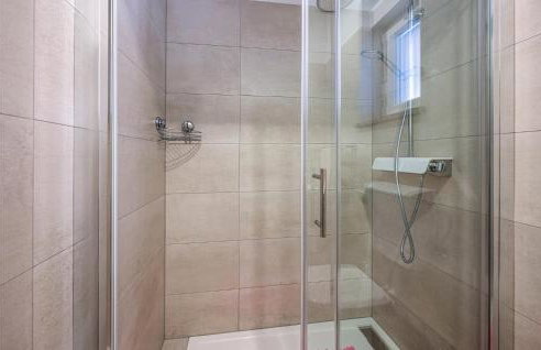 2 Bedroom Stunning Home In Zeliski - Foto 14