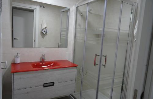 Boutique apartment near the beach, 1 Gbps Wi-Fi - Photo 27