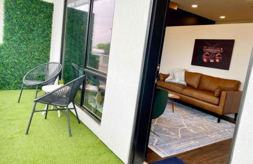 CHIC Modern Nashville Condo POOL, PATIO, PARKING - Foto 14