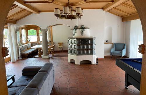 C4S COME4STAY - Alpenblick Watzmann-Kehlstein - TOP Lage im Berchtesgadener Land I bis zu 10 Personen I große Terrasse mit Blick auf die Berge I Smart TV I Billiard I WLAN I kostenloser Parkplatz - Foto 24