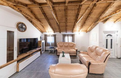 Cozy Home In Ugljane With Wifi - Foto 3