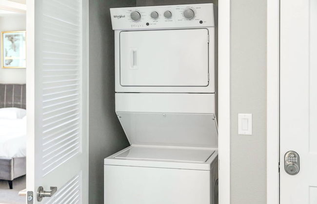 Chic Apt w Jacuzzi Pool BBQ Mountain Views - Foto 46