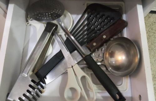 Apto frente ao mar, ar cond. frio e Wi-Fi - Foto 35