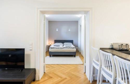 Modern Apartment Near Außenalster - Foto 6