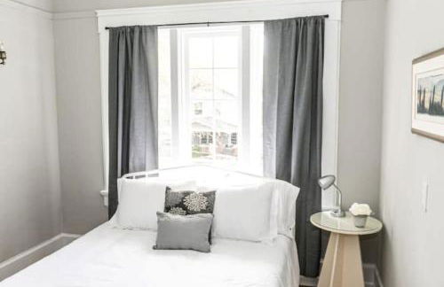 29th Street Trendy Lakeview Craftsman 8 - Foto 39