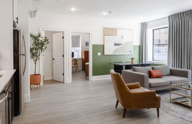 Sosuite Corner 1BR Apt w W D Desk - Photo 29