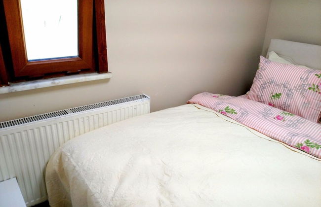 Cemed House - Photo 10