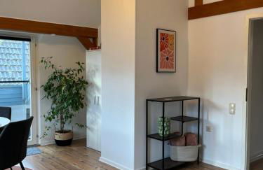 Ferienwohnung - Balkon - Netflix - Parkplatz - Kingsize-Bett - 6 Personen - Foto 8