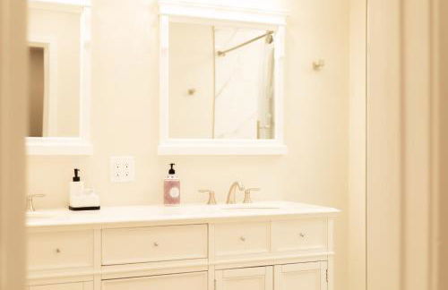 Work, Rest and Gather - Spacious 3BR with Modern Charm - Foto 37