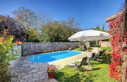 Villa Katherine with Pool and Game Room - Foto 1